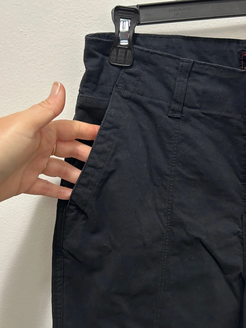 Lee Women’s Mid Rise 23” Capri Pants Black Size 10 Stretch NWT Cotton